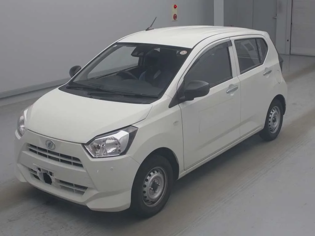 Daihatsu Mira e:S LA350S 2021